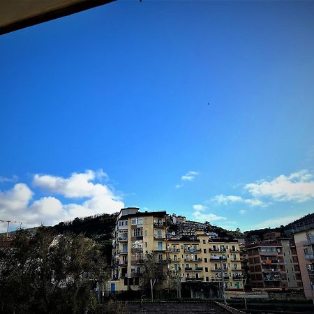 Acquamarina Holiday House Salerno Exteriör bild