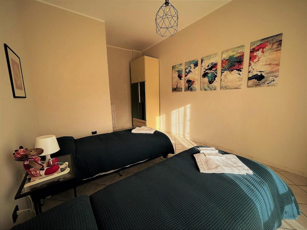 Acquamarina Holiday House Salerno Exteriör bild
